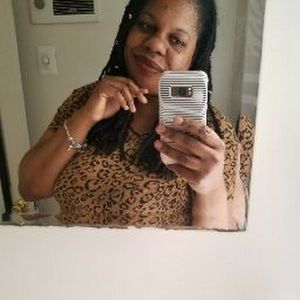 Meet your Posher, Lee